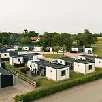 Storkesoen And *
