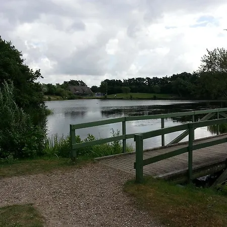 斯图克森里伯度假小屋及公寓酒店 里伯